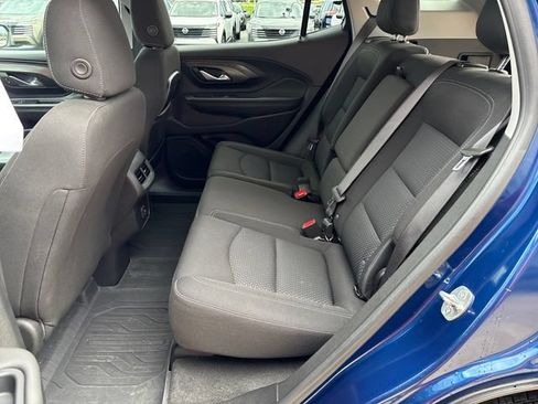 Used 2022 GMC Terrain SLE w/ Driver Convenience Package FWD image 23