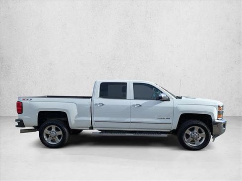 Used 2016 Chevrolet Silverado 2500 LTZ w/ Duramax Plus Package image 4