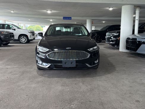 Used 2020 Ford Fusion Titanium FWD image 3