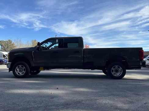 New 2026 Ford F350 XLT image 6