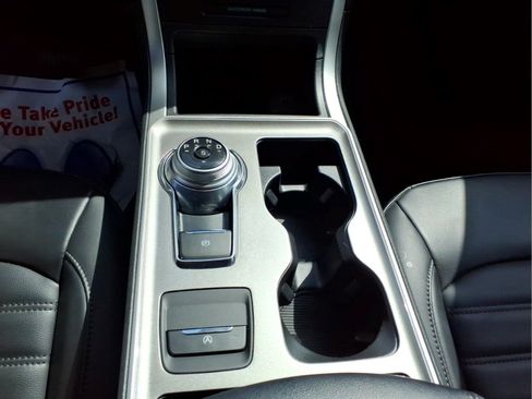 Used 2024 Ford Edge SEL w/ Convenience Package AWD/4WD image 13