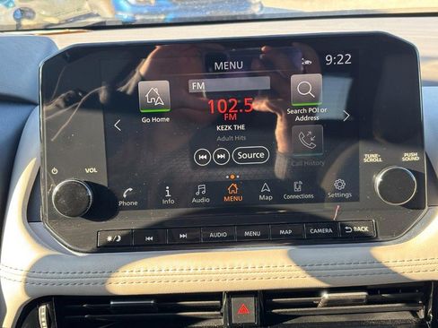 Used 2023 Nissan Rogue SL w/ SL Premium Package image 23