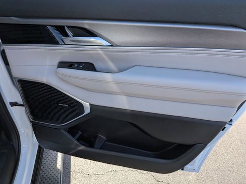 New 2026 Jeep Grand Wagoneer L Limited AWD/4WD image 28