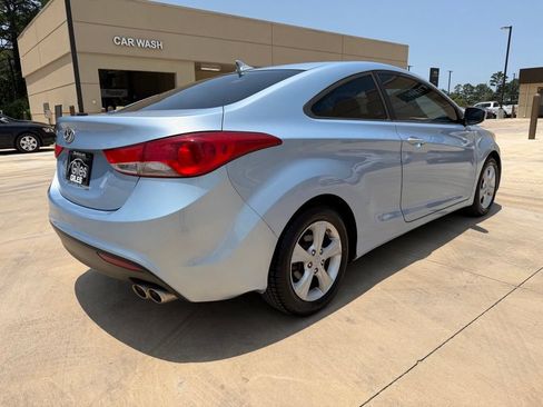 Used 2013 Hyundai Elantra FWD image 6