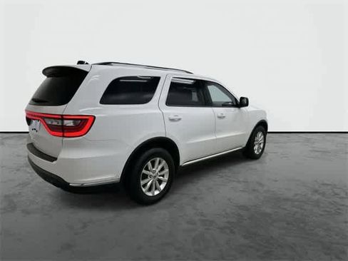 Used 2023 Dodge Durango SXT image 4