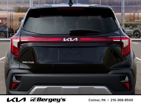 Certified 2026 Kia Seltos LX FWD image 16