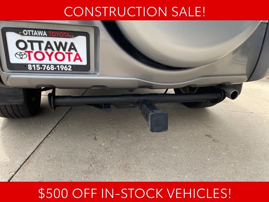 Used 2004 Toyota RAV4 4WD image 19