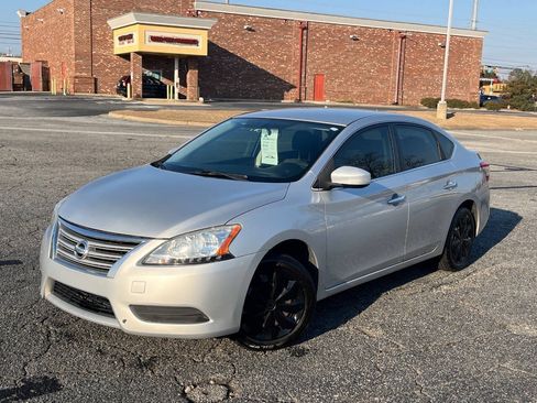 Used 2014 Nissan Sentra SV w/ SV Driver Package FWD image 1