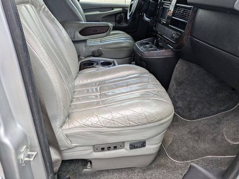 Used 2012 GMC Savana 1500 AWD image 10