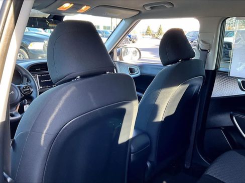 Used 2023 Kia Soul LX w/ Option Group 015 image 12