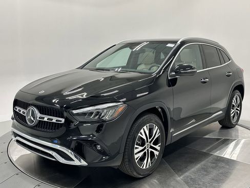 Certified 2025 Mercedes-Benz GLA 250 image 3
