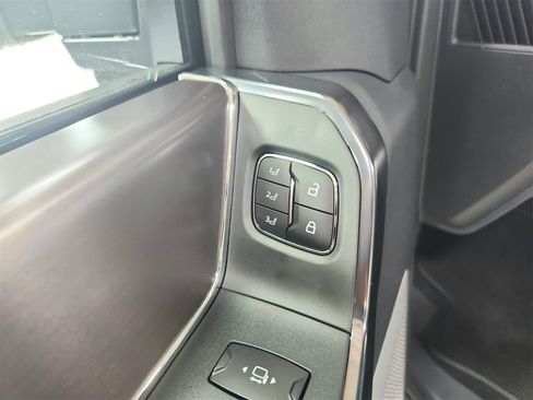 New 2026 Ford F250 Platinum image 21