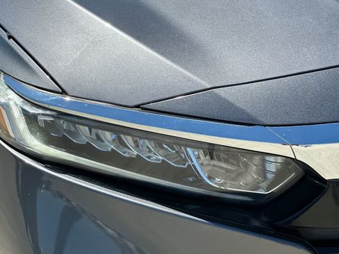 Used 2018 Honda Accord EX-L image 32