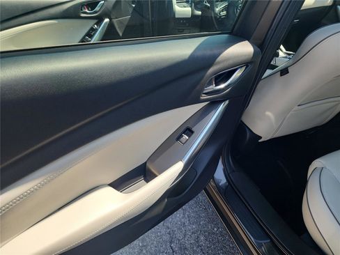 Used 2017 MAZDA MAZDA6 Grand Touring image 17