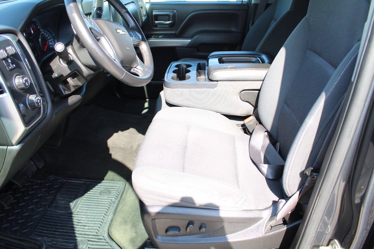 Used 2017 Chevrolet Silverado 1500 LT w/ All Star Edition AWD/4WD image 16
