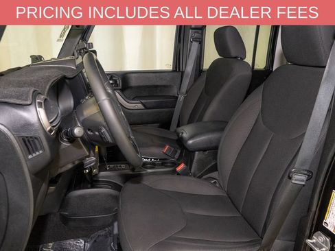 Used 2018 Jeep Wrangler Unlimited Sport S AWD/4WD image 10