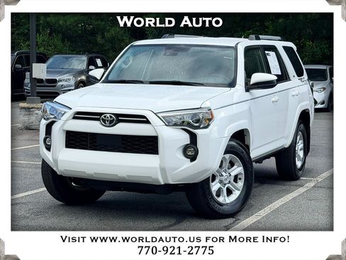 Used 2024 Toyota 4Runner SR5 RWD image 1