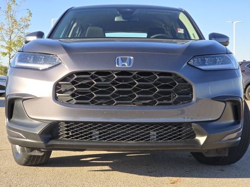 Used 2025 Honda HR-V LX image 16