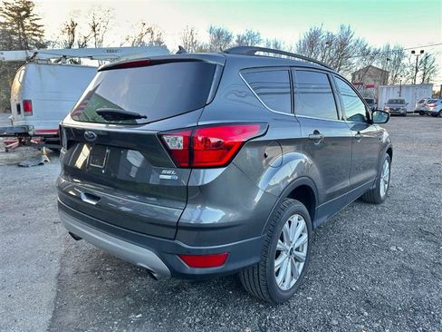 Used 2019 Ford Escape SEL AWD/4WD image 6