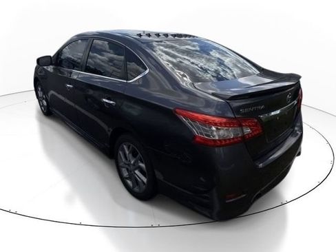 Used 2015 Nissan Sentra SR FWD image 7