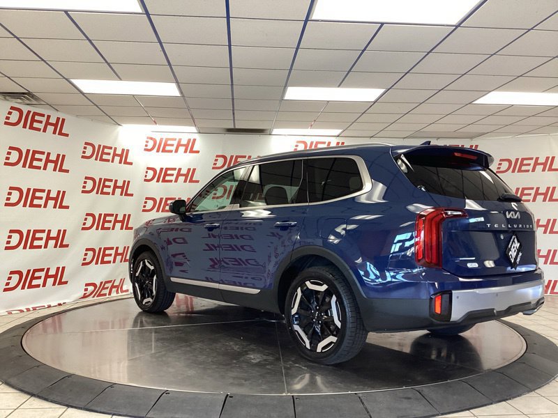 Used 2024 Kia Telluride S w/ S Sunroof Package AWD/4WD image 5