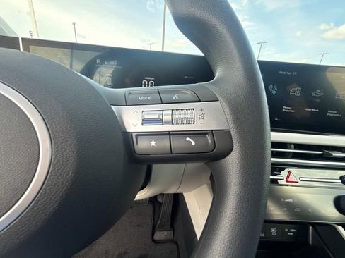 New 2026 Hyundai Tucson SEL FWD image 27