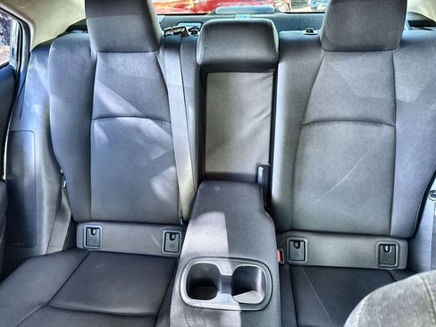 Used 2024 Toyota Corolla LE image 30