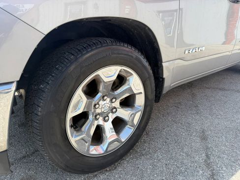 Used 2020 RAM 1500 Big Horn AWD/4WD image 4
