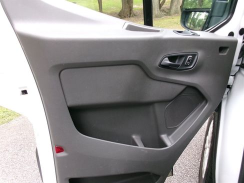 Used 2024 Ford Transit 350 XLT RWD image 11