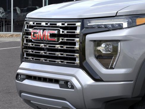 New 2026 GMC Canyon Denali AWD/4WD image 16