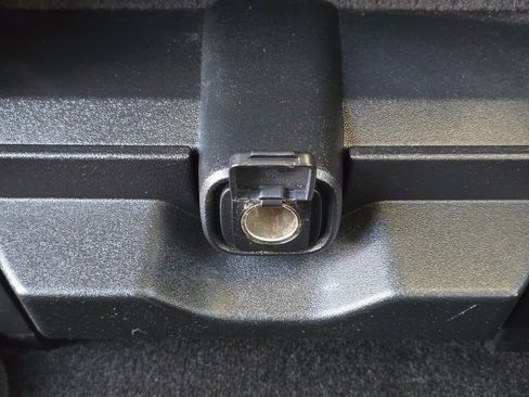 Used 2017 Ford F250 XLT w/ XLT Premium Package image 18