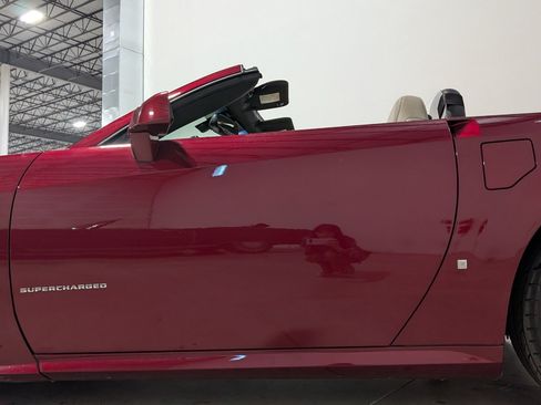 Used 2006 Cadillac XLR V RWD image 32