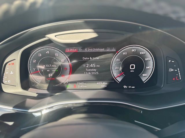 Certified 2025 Audi Q8 Premium Plus w/ Premium Plus Package AWD/4WD image 13