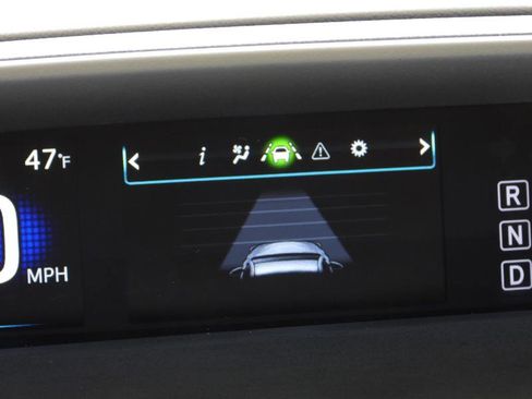 Used 2017 Toyota Prius Two image 49