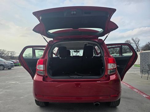 Used 2011 Scion xD image 33