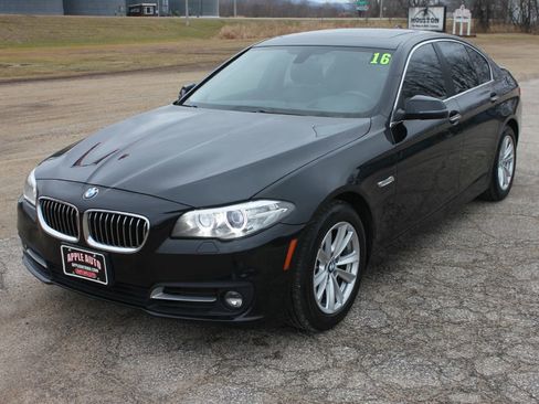 Used 2016 BMW 528i xDrive Sedan image 2