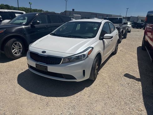 Used 2018 Kia Forte LX w/ LX Popular Package FWD image 5