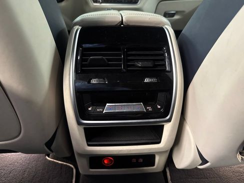 Used 2021 BMW X7 xDrive40i w/ Executive Package AWD/4WD image 15