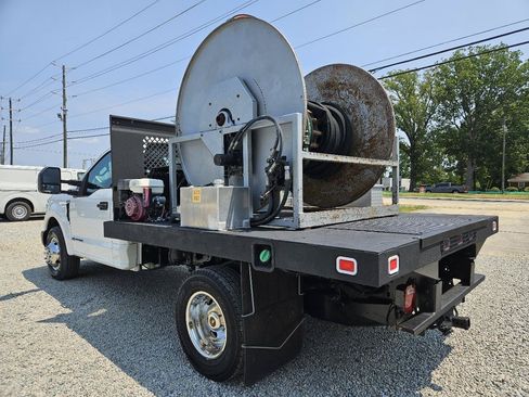 Used 2017 Ford F350 XL RWD image 3