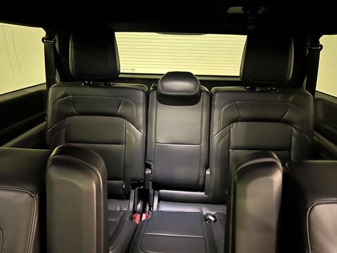 Used 2025 Lincoln Navigator L Reserve w/ Jet Appearance Package AWD/4WD image 34