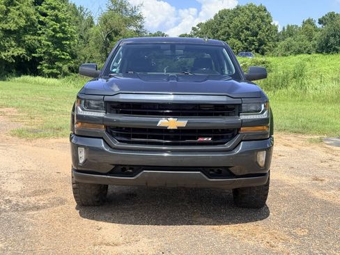 Used 2018 Chevrolet Silverado 1500 LT w/ Texas Edition AWD/4WD image 8