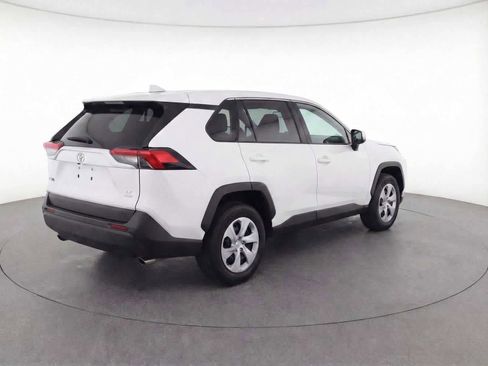 Used 2025 Toyota RAV4 LE image 6