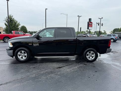 Used 2019 RAM 1500 Tradesman w/ Chrome Plus Package RWD image 4