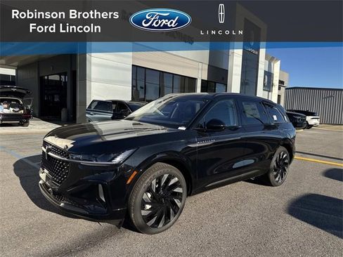 New 2026 Lincoln Nautilus Reserve w/ Jet Appearance Package image 1