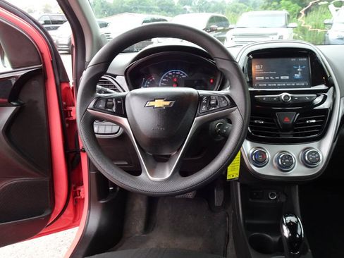 Used 2018 Chevrolet Spark LT FWD image 15
