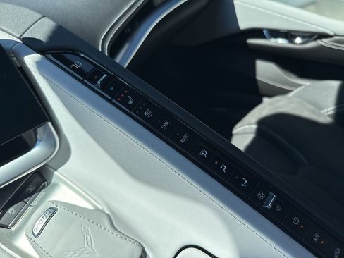 Used 2024 Chevrolet Corvette Z06 image 25