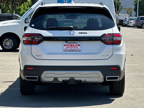 New 2025 Honda Pilot Elite image 5