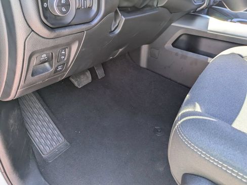 Used 2025 RAM 1500 Big Horn AWD/4WD image 14