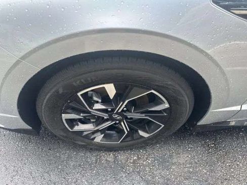 Used 2025 Hyundai Sonata SEL FWD image 21