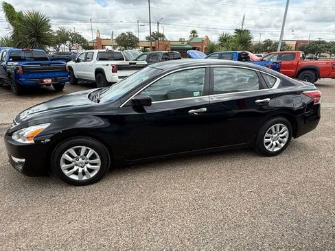 Used 2013 Nissan Altima 2.5 S image 4